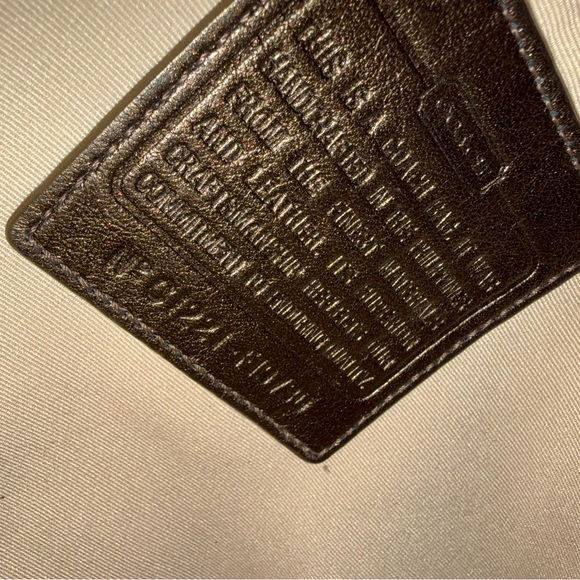 Vintage Coach Signature Crossbody Shoulder Bag in Khaki/Brown - Picture 6 of 11